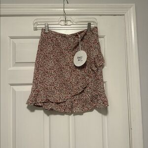 Princess Polly Inaaya Mini Skirt Size 4 US Floral Ruffled 2 Layer NWT NEW